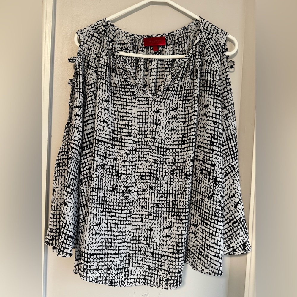 Jennifer Lopez Monochrome Patterned Blouse, Black/White, Size XXL.